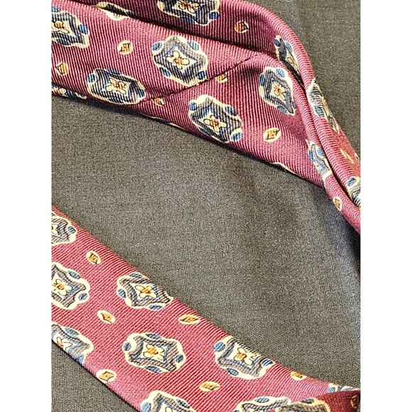 Vintage Parklane Mens Burgundy Silk Tie With Blue & Gold Geometric Pattern - Picture 7 of 10